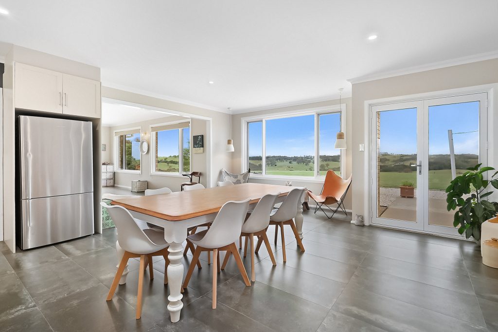 979 The Escort Way, Orange NSW 2800 - photo 3