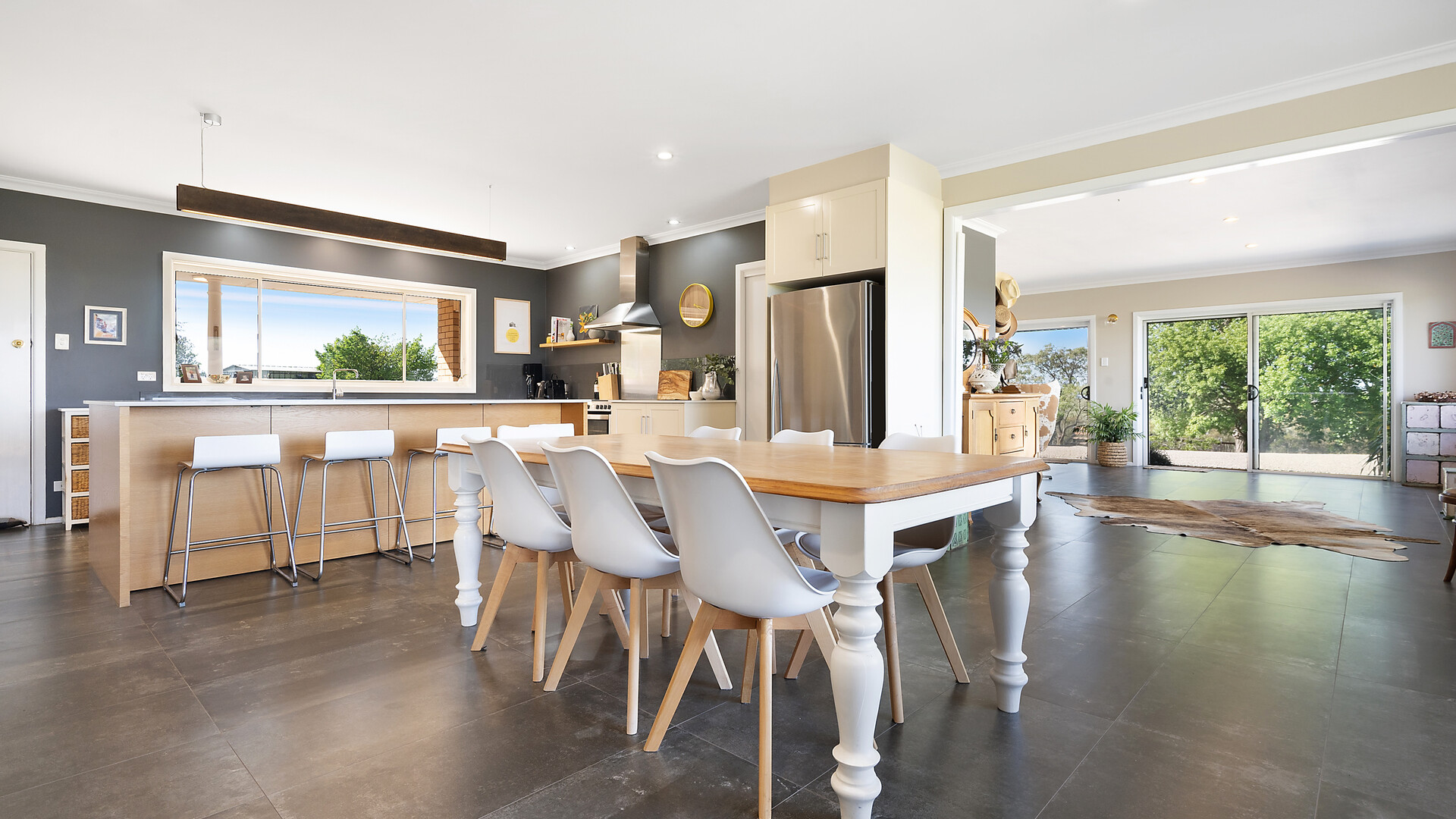 979 The Escort Way, Orange NSW 2800 - photo 5