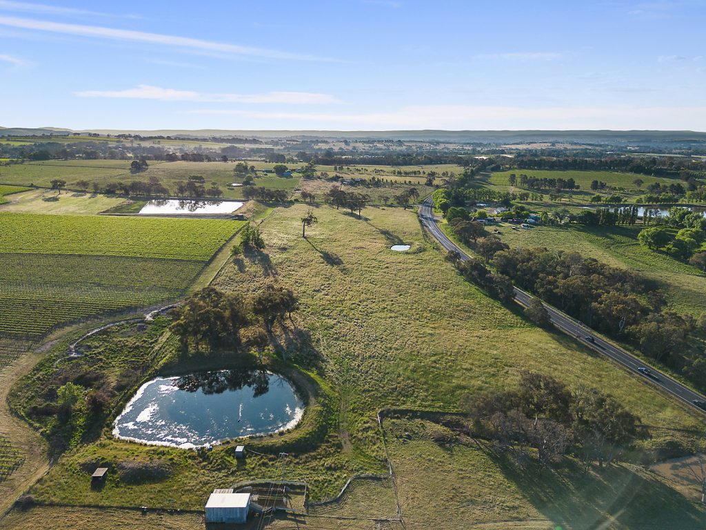 979 The Escort Way, Orange NSW 2800 - photo 6