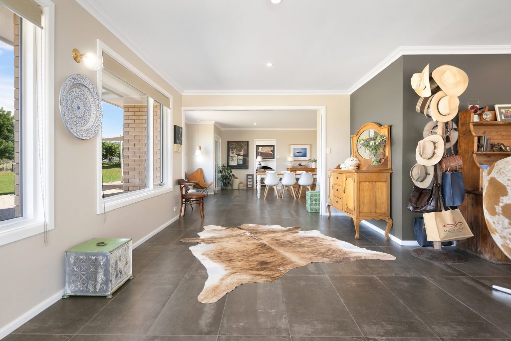 979 The Escort Way, Orange NSW 2800 - photo 8