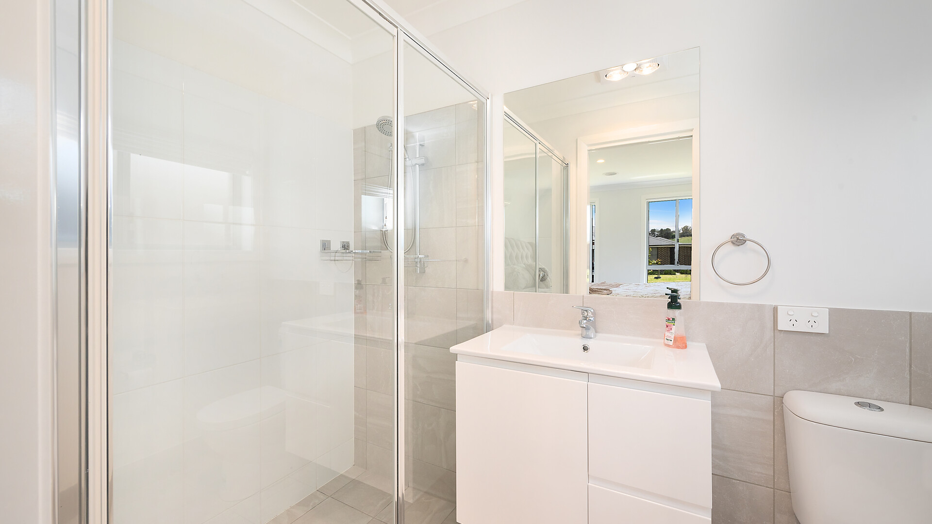 18 Scarborough Street, Orange NSW 2800 - photo 5
