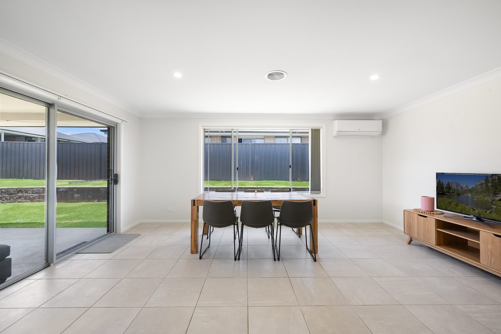 18 Scarborough Street, Orange NSW 2800 - photo 8