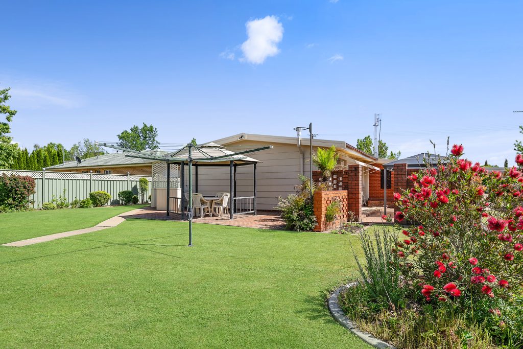 14 Carroll Street, Orange NSW 2800 - photo 8