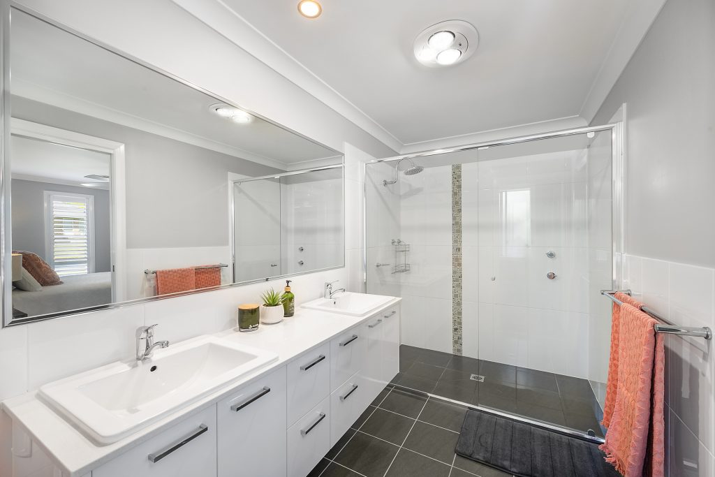 35 Lombardy Way, Orange NSW 2800 - photo 11