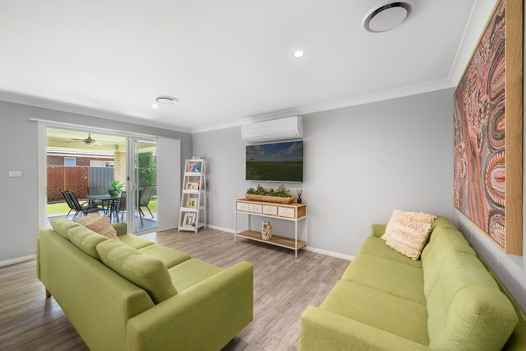 35 Lombardy Way, Orange NSW 2800 - photo 5