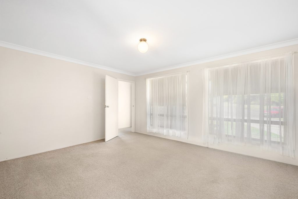 4 Landy Place, Orange NSW 2800 - photo 8