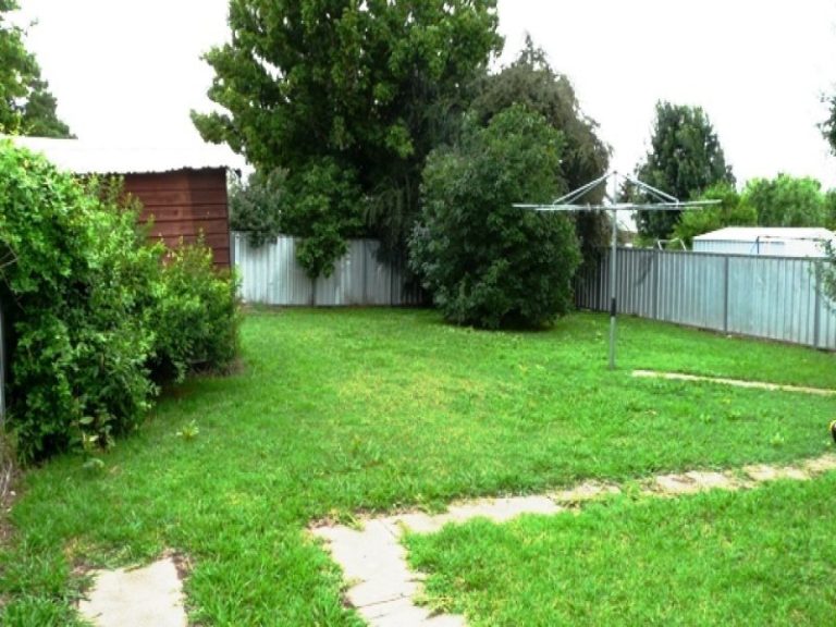15 Fish Parade, Bathurst NSW 2795 - photo 3