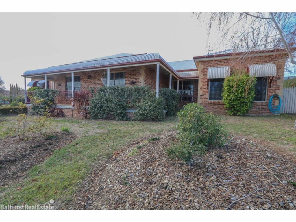18 Rosemont Avenue, Kelso NSW 2795 - McGrath Central West