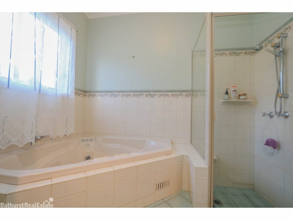 18 Rosemont Avenue, Kelso NSW 2795 - photo 7