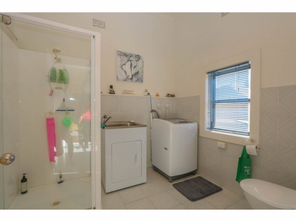 101 Morrisset Street, Bathurst NSW 2795 - photo 7