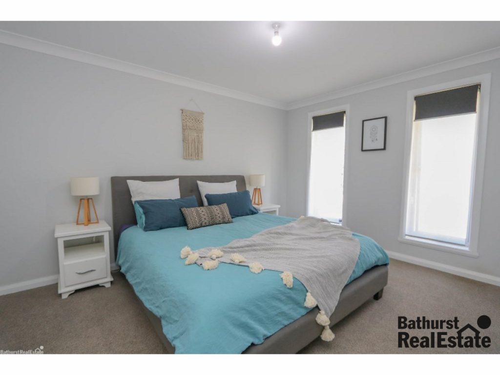 71 Graham Drive, Kelso NSW 2795 - photo 8