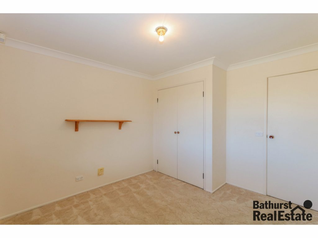 72 Lavelle Street, Windradyne NSW 2795 - photo 7