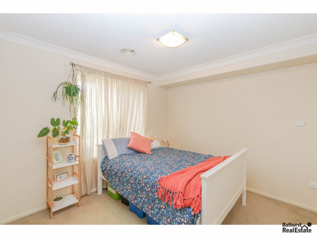 9 Arnold Court, Kelso NSW 2795 - photo 7