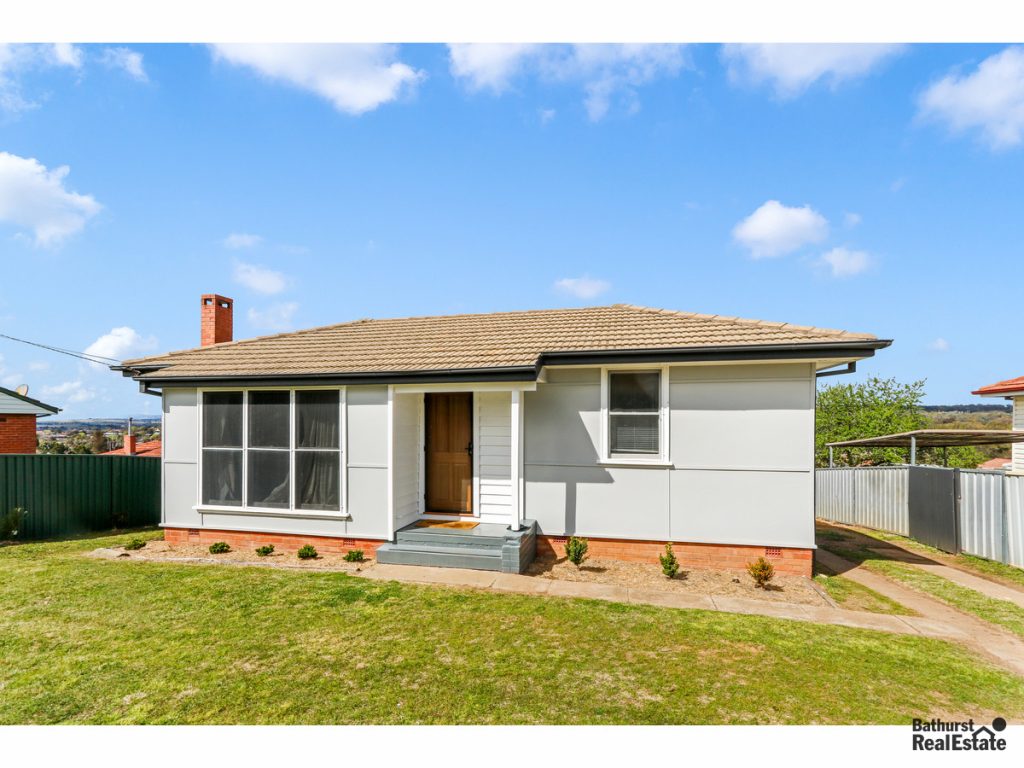 40 Suttor Street, West Bathurst NSW 2795 - McGrath Central West