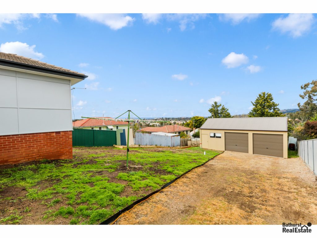 40 Suttor Street, West Bathurst NSW 2795 - photo 8