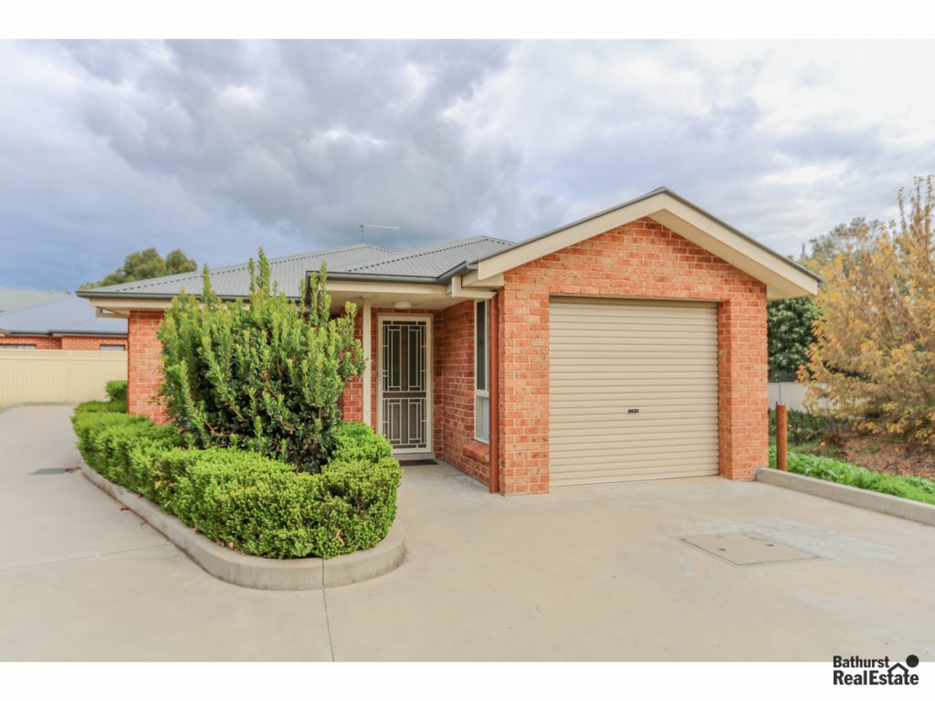 4/14 Seymour Street, Bathurst NSW 2795 - McGrath Central West