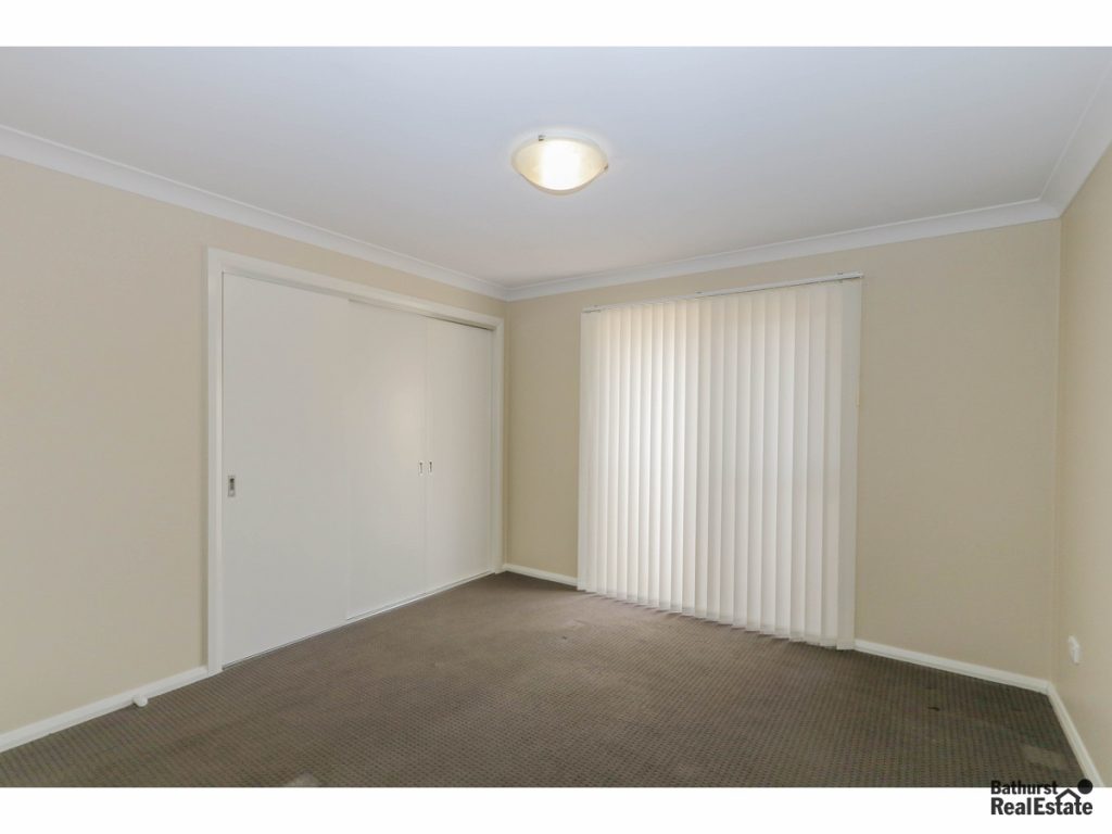 4/14 Seymour Street, Bathurst NSW 2795 - photo 6