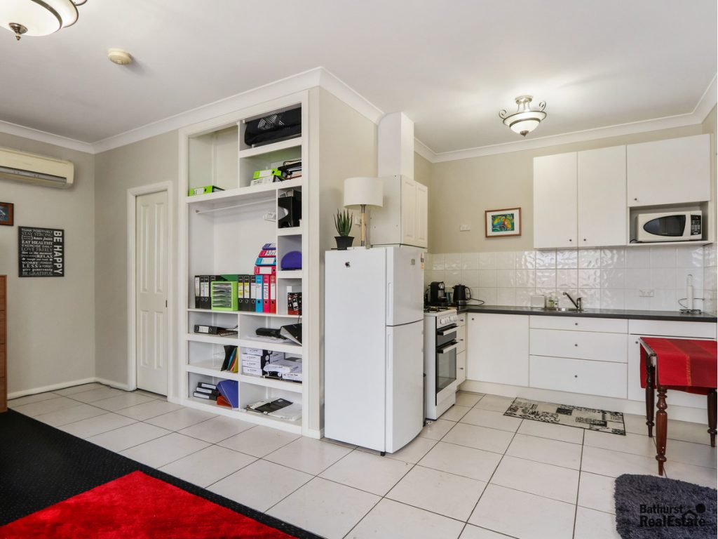 324 Stewart Street, Bathurst NSW 2795 - photo 13