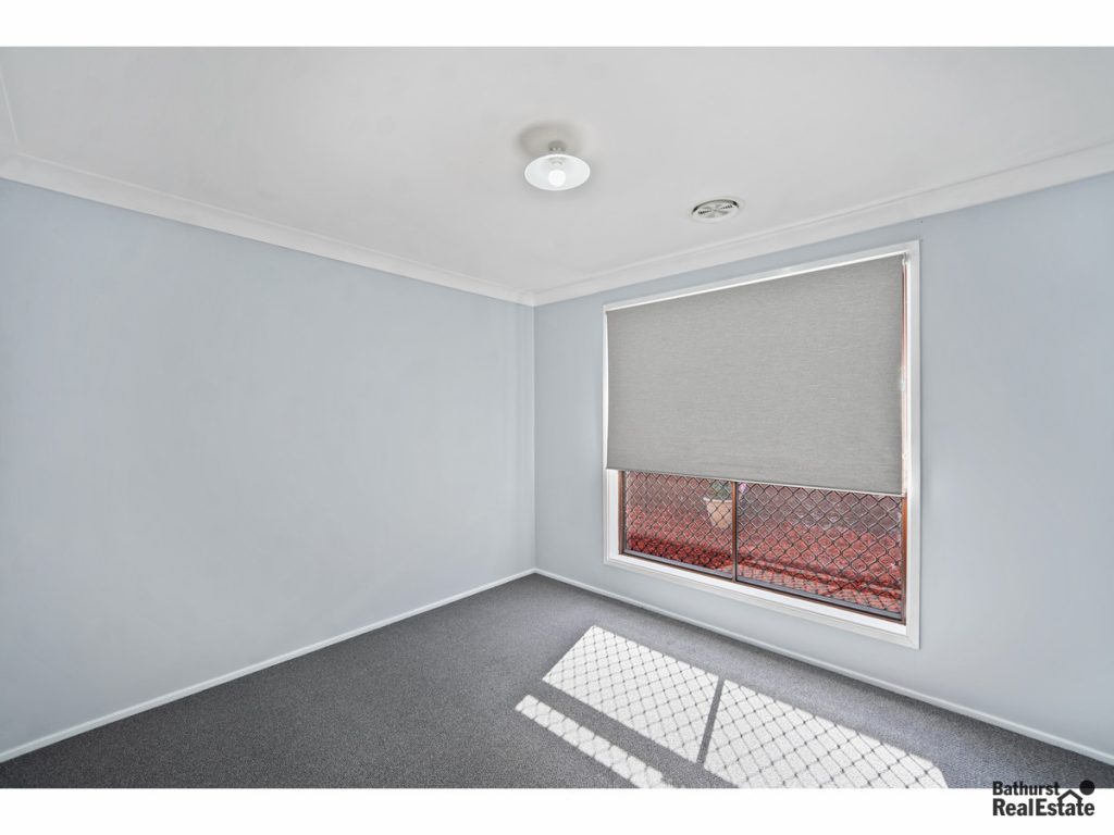 12 Elm Place, Kelso NSW 2795 - photo 7