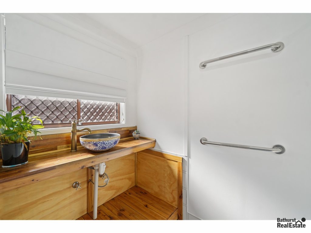 12 Elm Place, Kelso NSW 2795 - photo 9