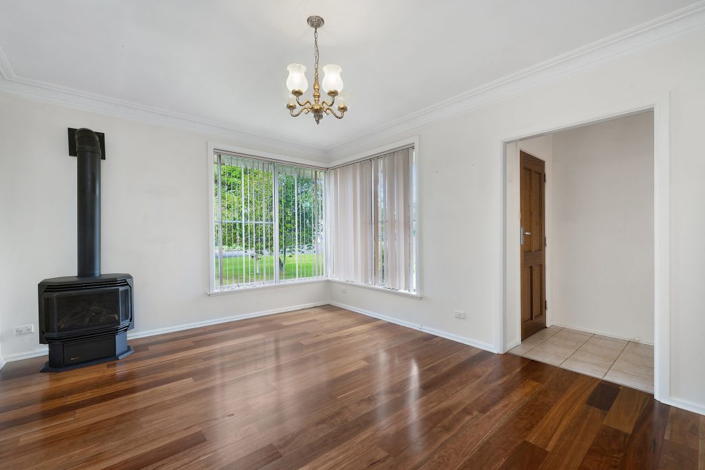 145 Sampson Street, Orange NSW 2800 - photo 5