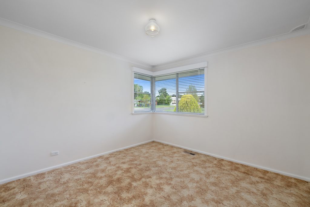 145 Sampson Street, Orange NSW 2800 - photo 6