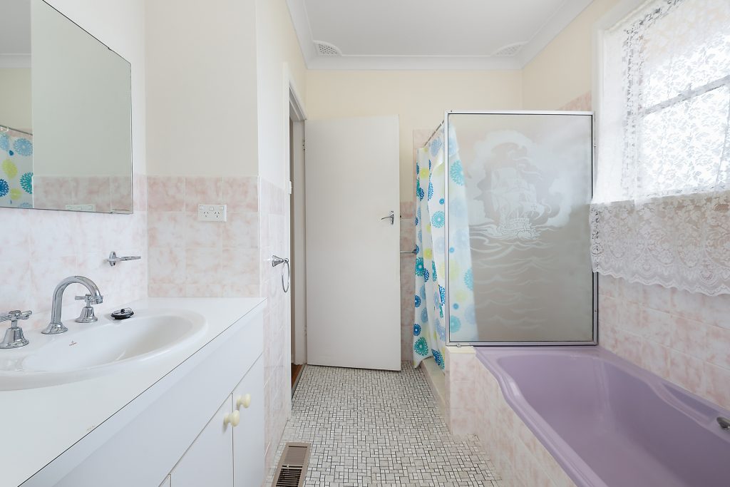 145 Sampson Street, Orange NSW 2800 - photo 9