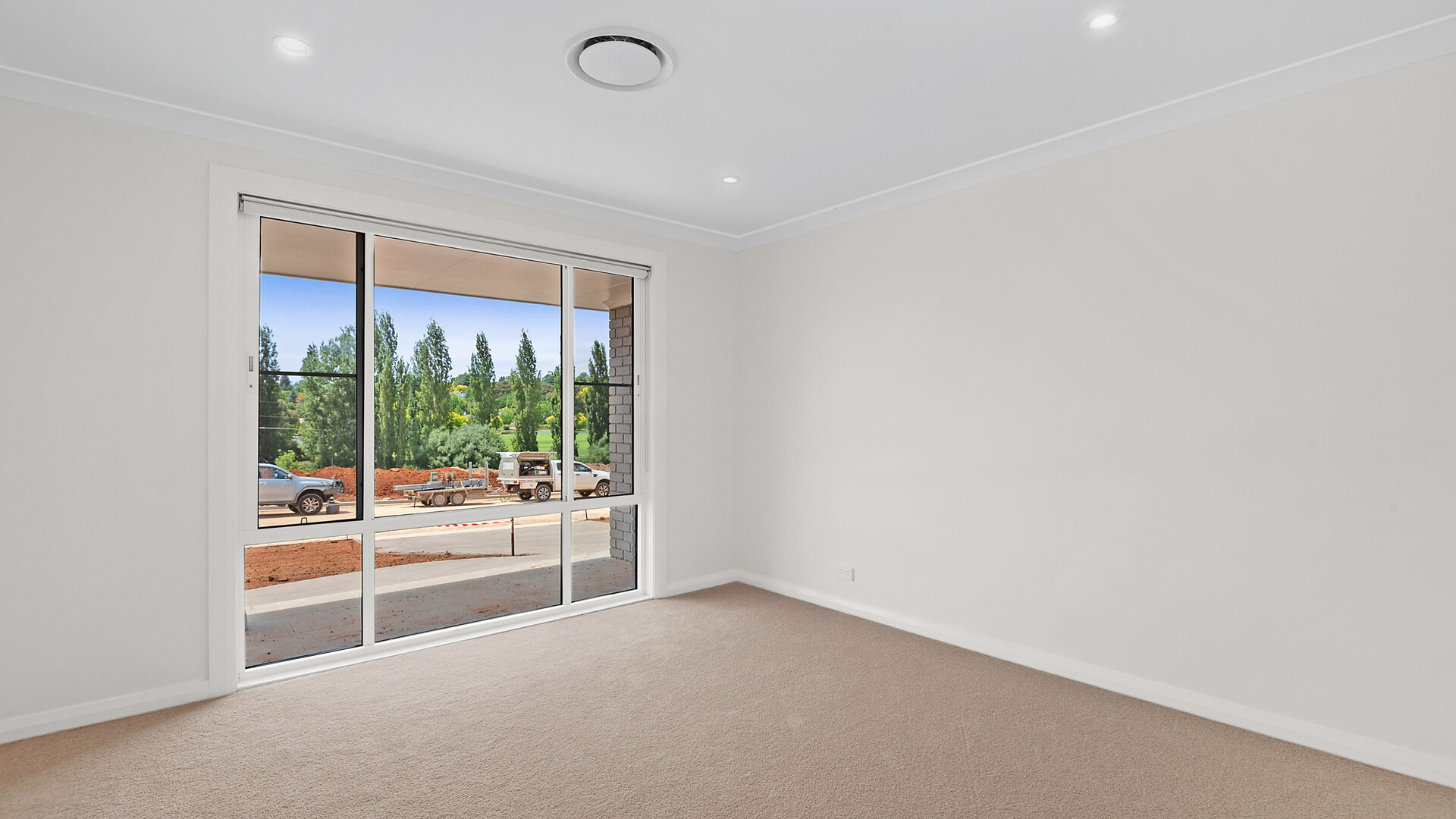 4 Clontarf Close, Orange NSW 2800 - photo 8