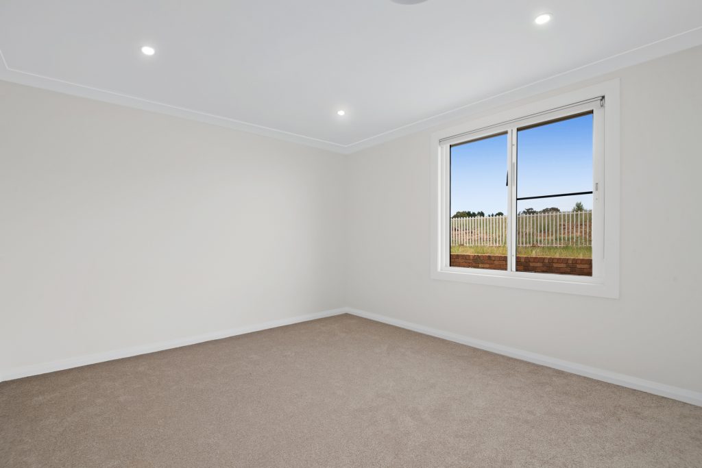 4 Clontarf Close, Orange NSW 2800 - photo 10
