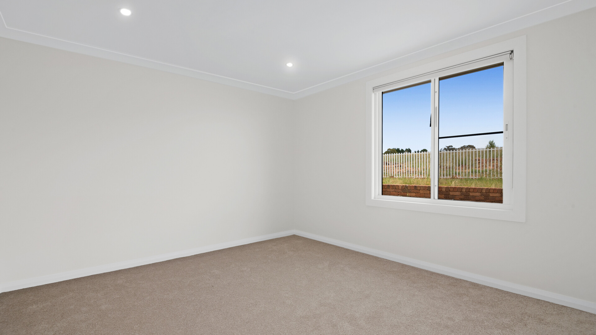4 Clontarf Close, Orange NSW 2800 - photo 10