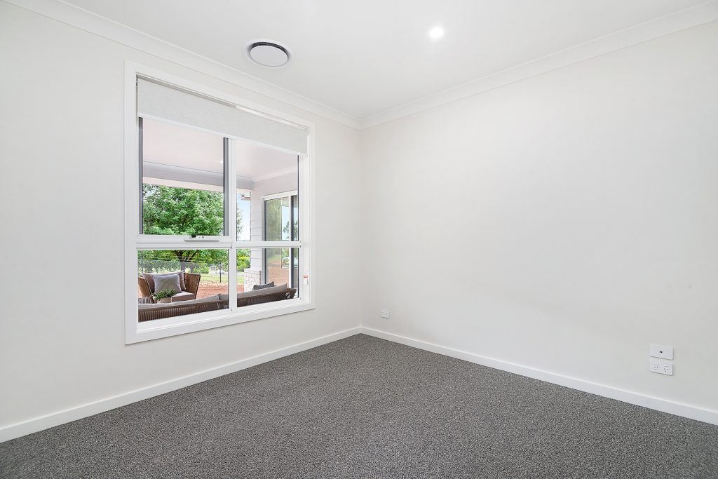 52 Centennial Crescent, Orange NSW 2800 - photo 11
