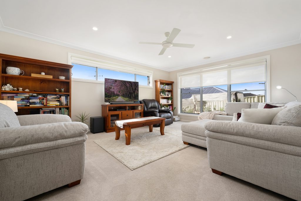 15 Whitney Place, Orange NSW 2800 - photo 4