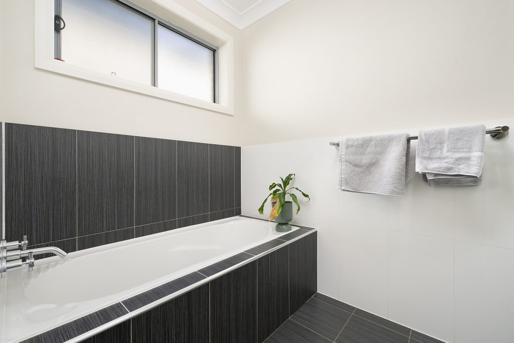 15 Whitney Place, Orange NSW 2800 - photo 10
