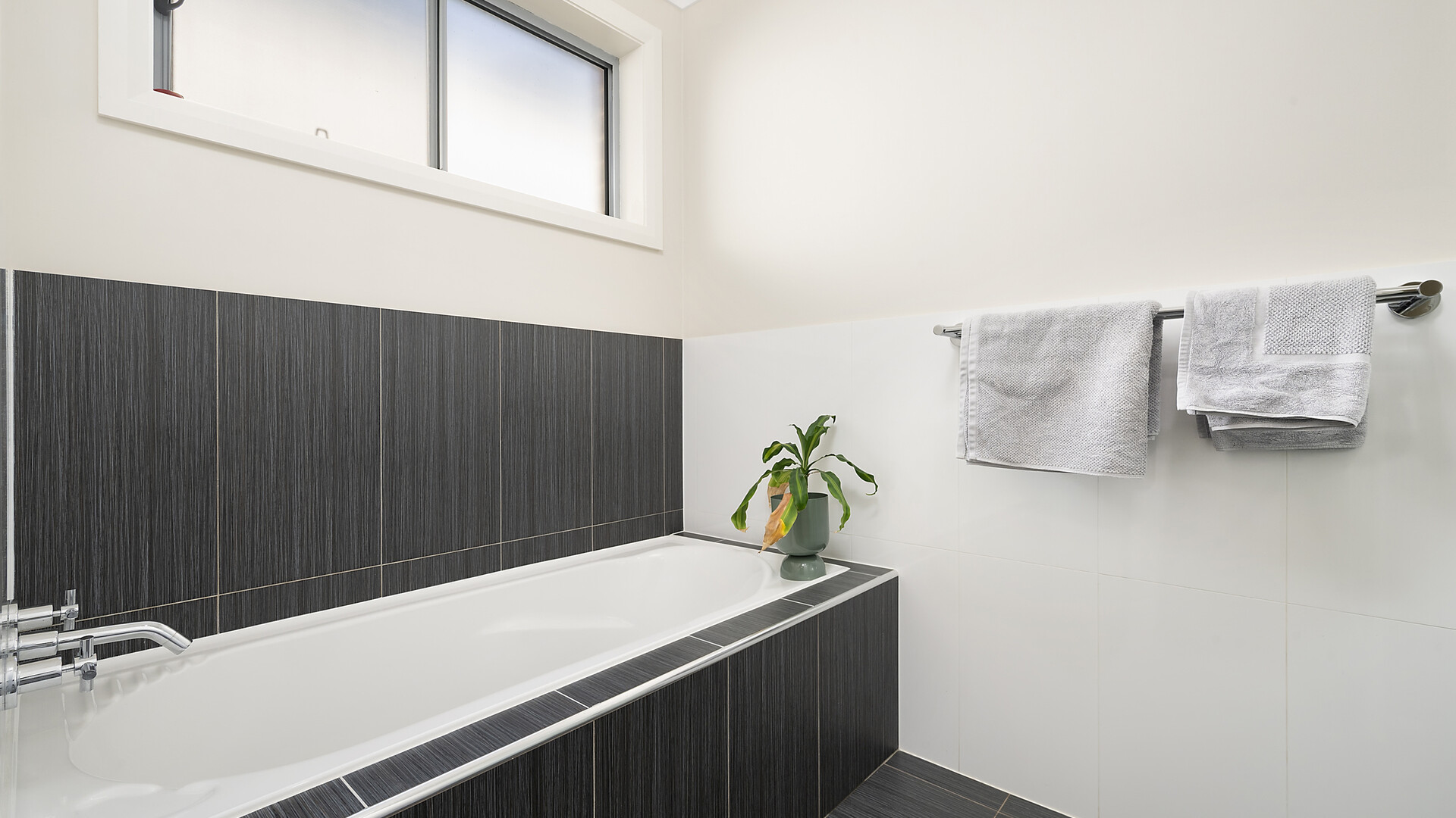 15 Whitney Place, Orange NSW 2800 - photo 10