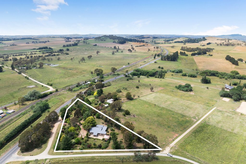 1095 Millthorpe Road, Millthorpe NSW 2798 - photo 17