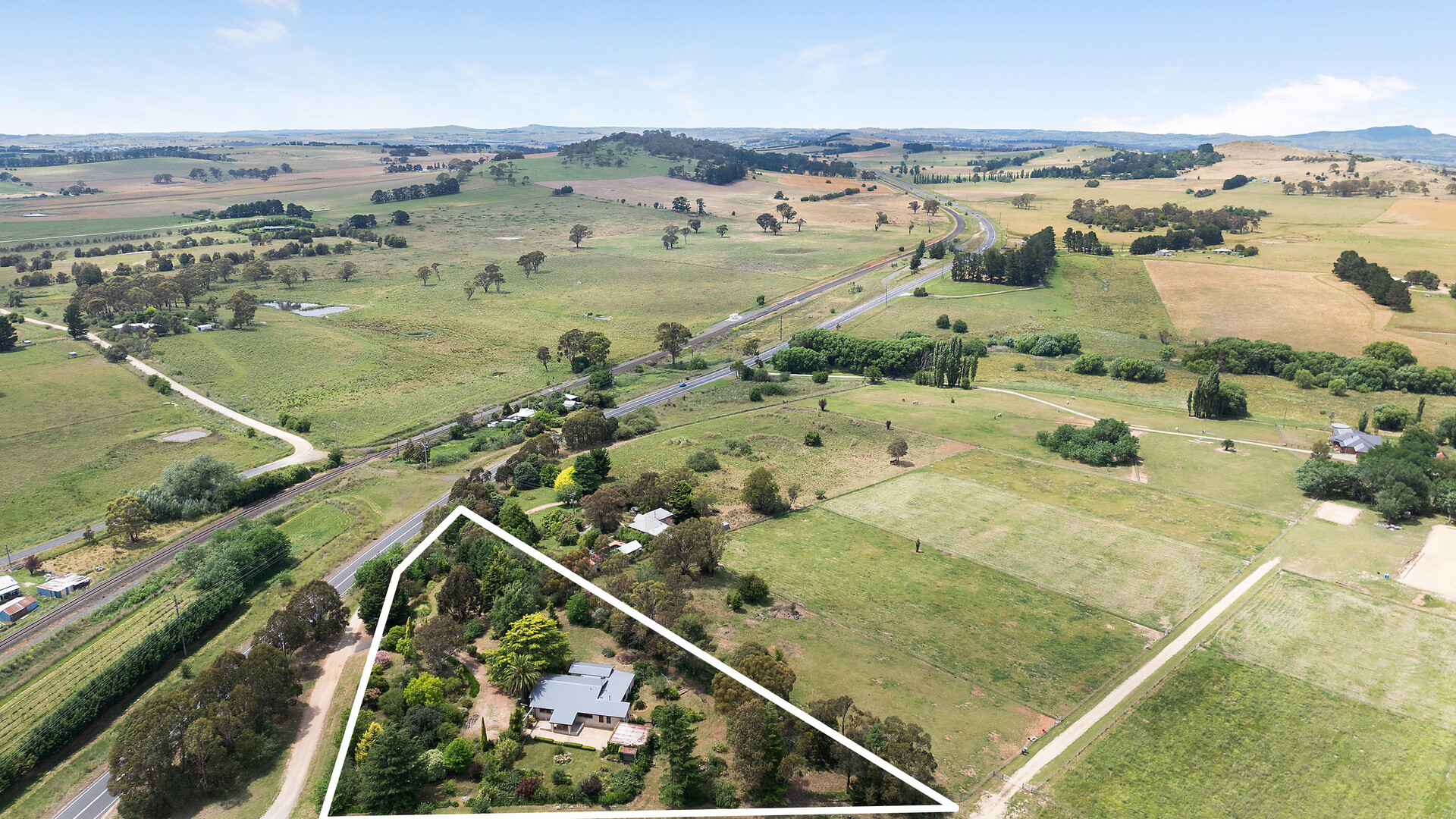 1095 Millthorpe Road, Millthorpe NSW 2798 - photo 17