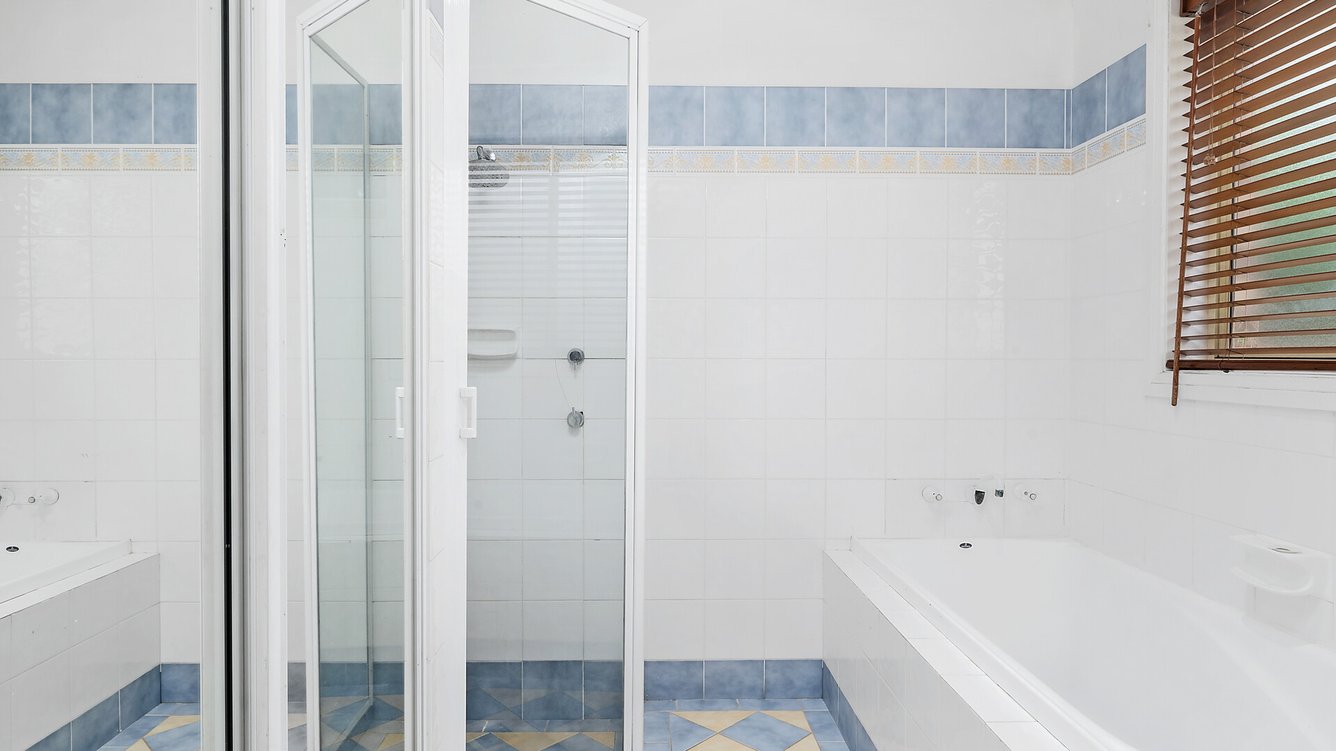 154 Sieben Drive, Orange NSW 2800 - photo 9