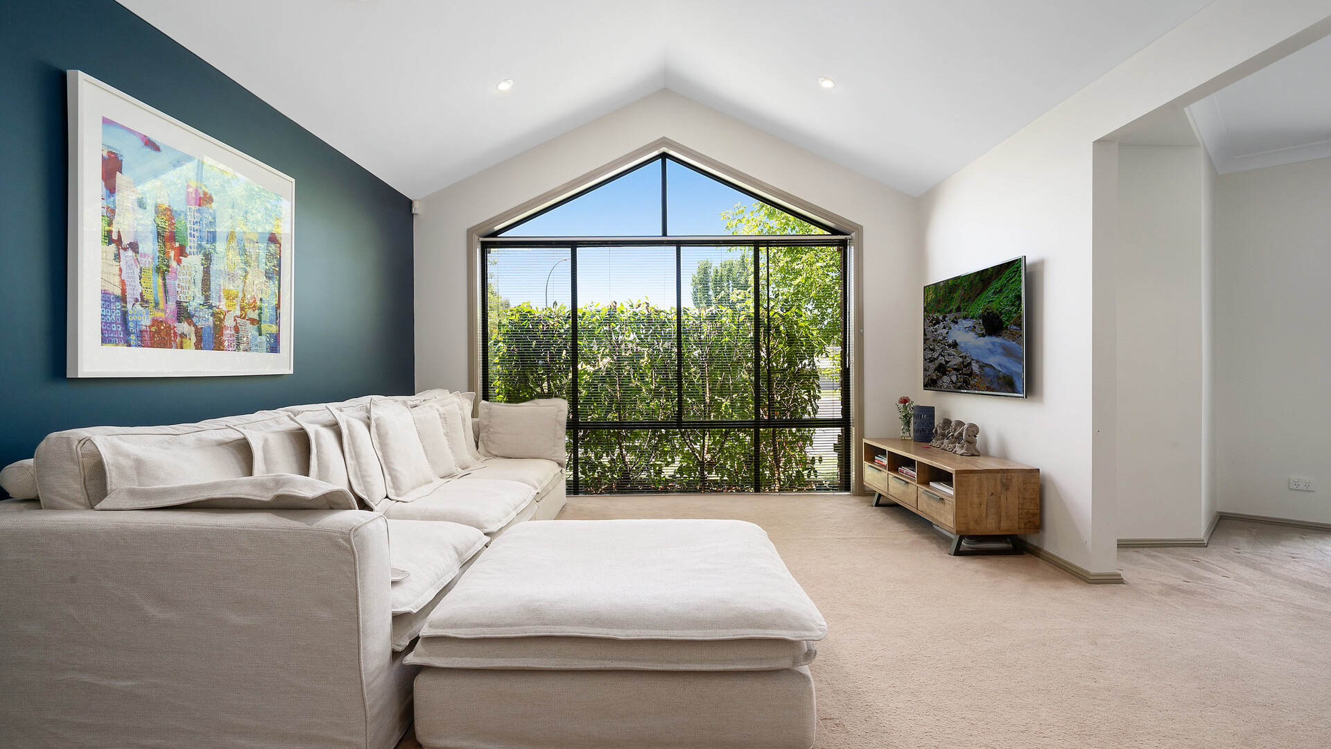 1 Burrows Court, Orange NSW 2800 - photo 2