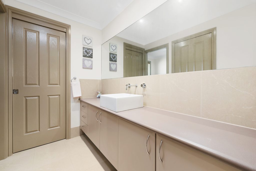 1 Burrows Court, Orange NSW 2800 - photo 12