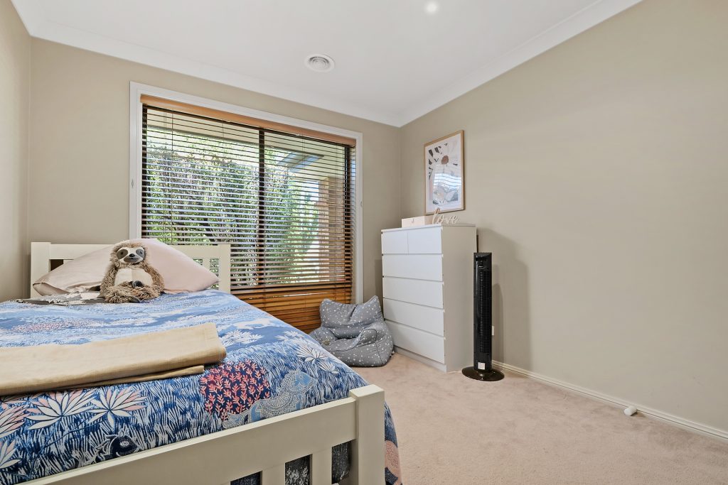 1 Burrows Court, Orange NSW 2800 - photo 16