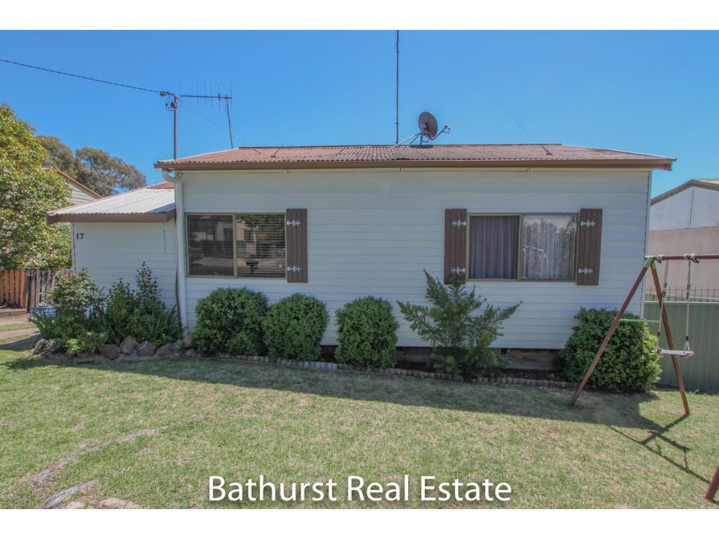 17 Moresby Way, West Bathurst NSW 2795 - McGrath Central West