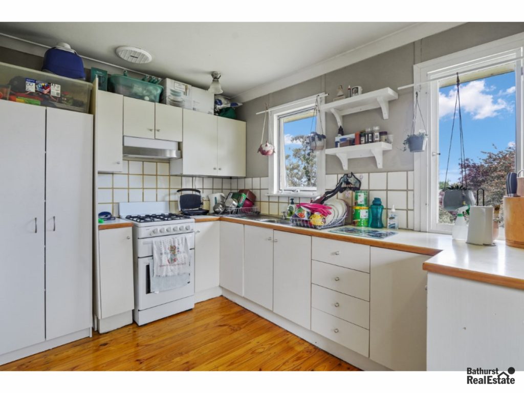16 White Street, West Bathurst NSW 2795 - photo 2