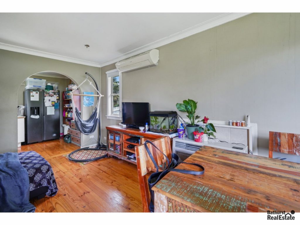 16 White Street, West Bathurst NSW 2795 - photo 3