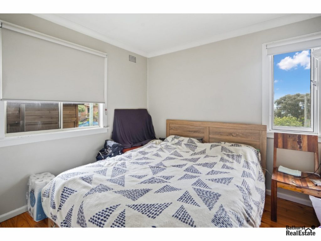 16 White Street, West Bathurst NSW 2795 - photo 5