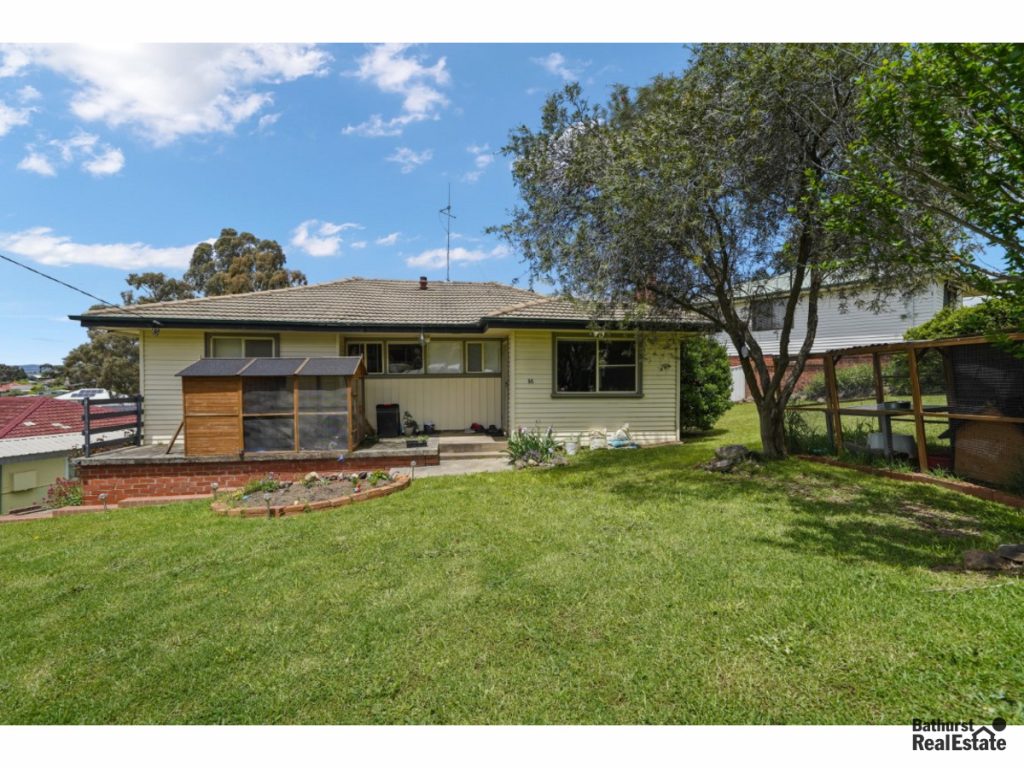 16 White Street, West Bathurst NSW 2795 - photo 6