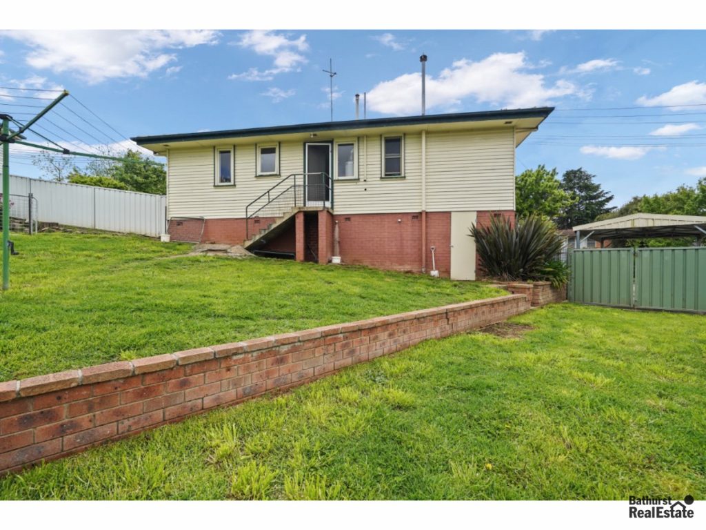 16 White Street, West Bathurst NSW 2795 - photo 7