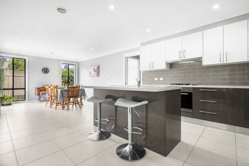 12 Whitney Place, Orange NSW 2800 - photo 3