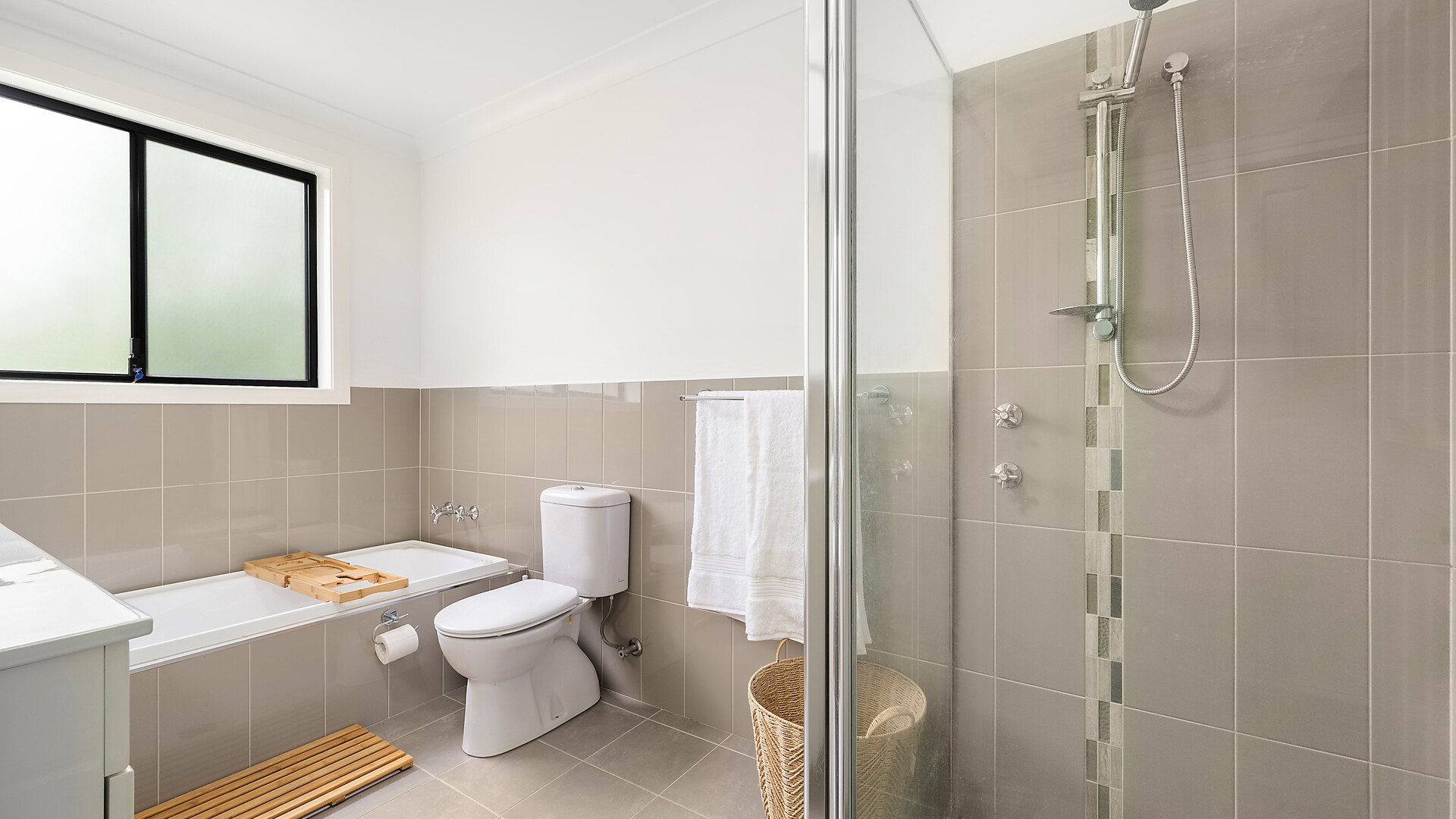12 Whitney Place, Orange NSW 2800 - photo 10