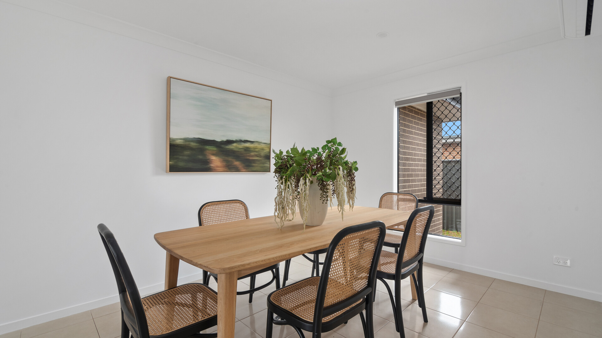 2 Bluebell Way, Orange NSW 2800 - photo 4