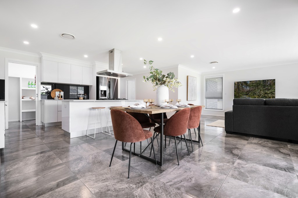 13 Bartlett Street, Orange NSW 2800 - photo 2